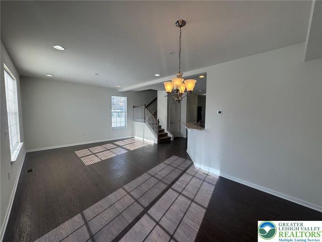 1456 Caspian Street, South Whitehall Twp, PA 18104