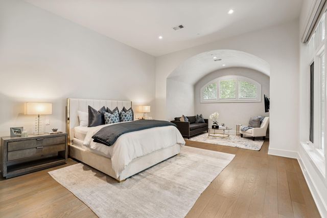 11703 Flintwood Drive, Houston, TX 77024