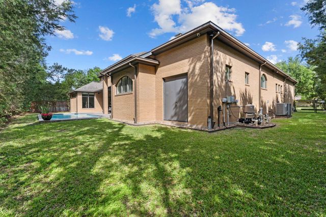 11703 Flintwood Drive, Houston, TX 77024