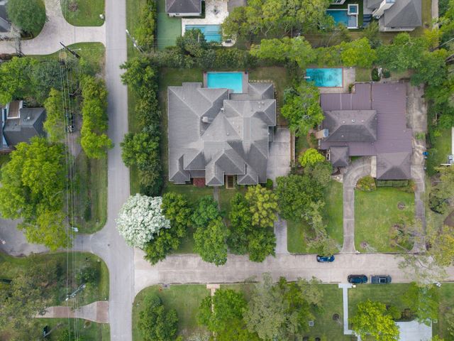 11703 Flintwood Drive, Houston, TX 77024