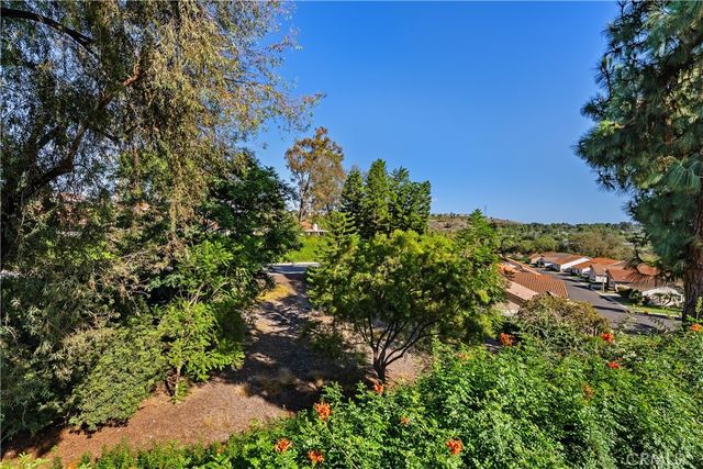 28252 Via Herrera, Mission Viejo, CA 92692