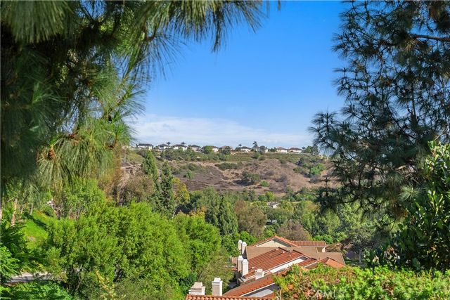 28252 Via Herrera, Mission Viejo, CA 92692