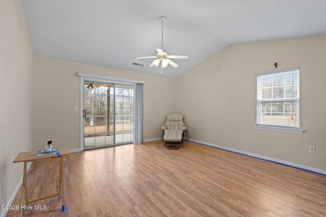 303 Barbour Road 1004, Morehead City, NC 28557