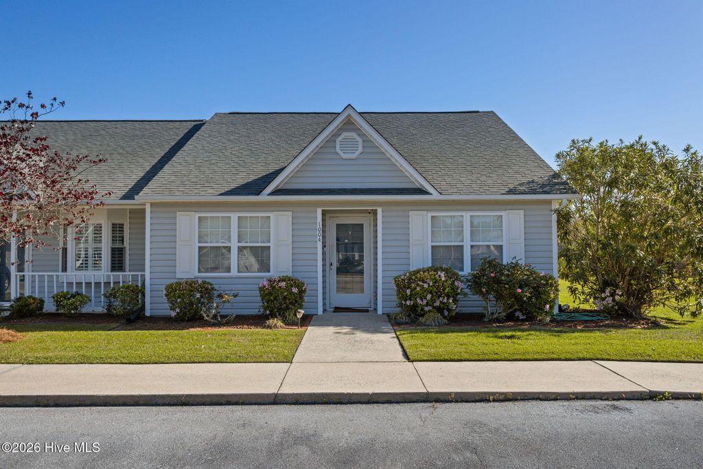 303 Barbour Road 1004, Morehead City, NC 28557