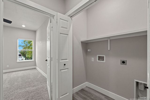 118 Packard St, San Antonio, TX 78211