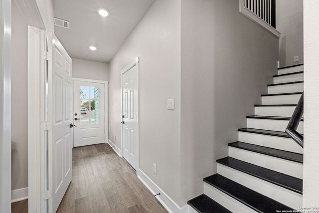 118 Packard St, San Antonio, TX 78211