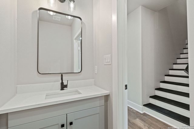 118 Packard St, San Antonio, TX 78211