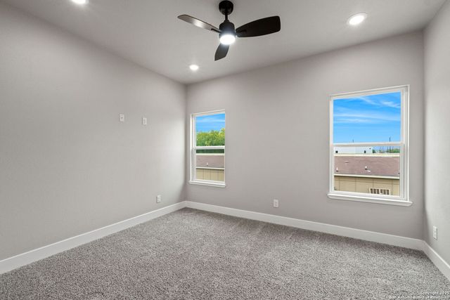 118 Packard St, San Antonio, TX 78211