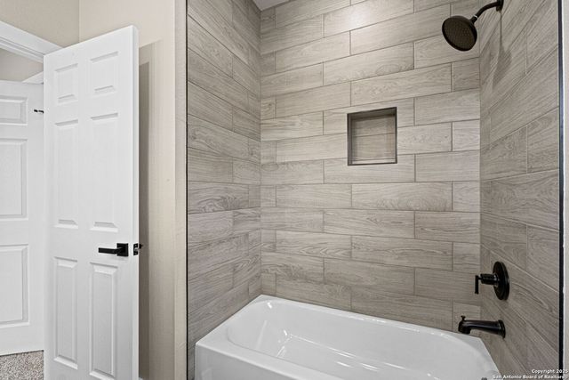 118 Packard St, San Antonio, TX 78211