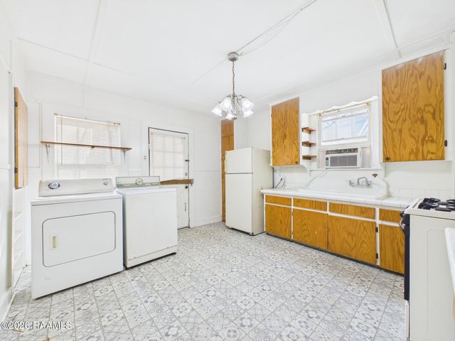 324 General Mouton Avenue, Lafayette, LA 70501