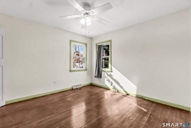 86 Roosevelt Avenue, West Haven, CT 06516