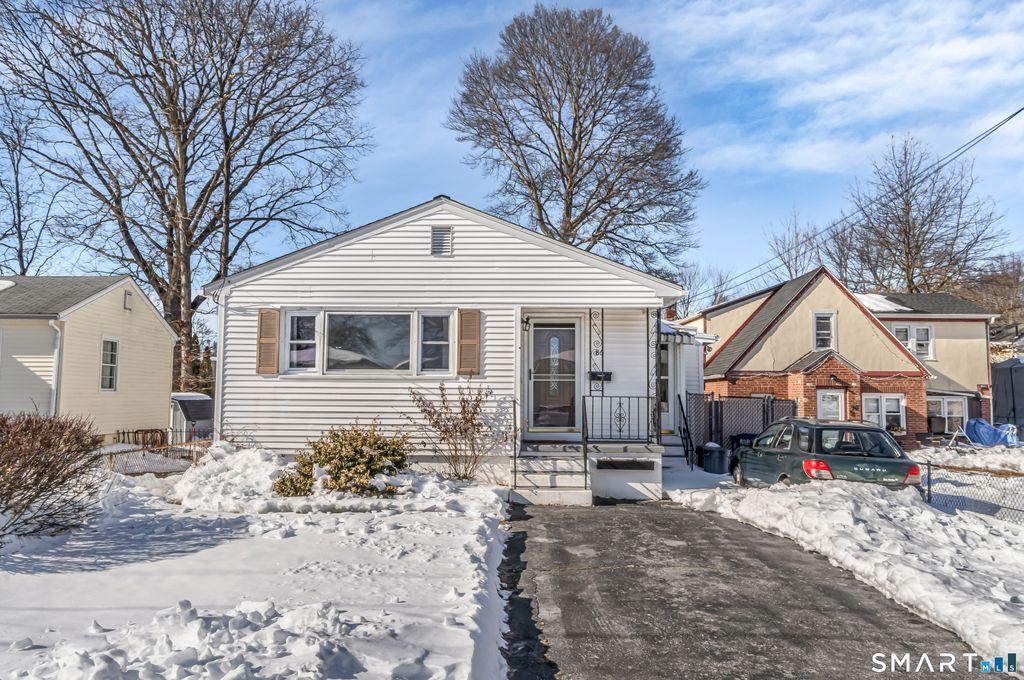 86 Roosevelt Avenue, West Haven, CT 06516