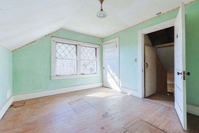 258 Walnut St, New Bedford, MA 02740