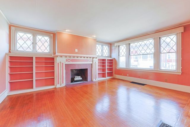 258 Walnut St, New Bedford, MA 02740