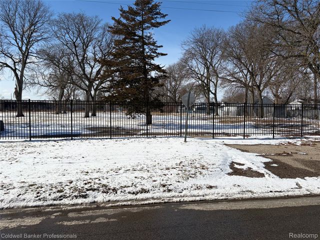 2701 Branch Road, Flint, MI 48506