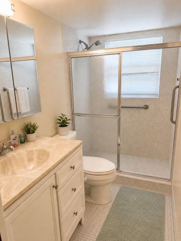 4037 Guildford C, Boca Raton, FL 33434