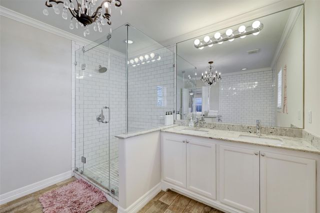 9007 Beverlyhill Street, Houston, TX 77063