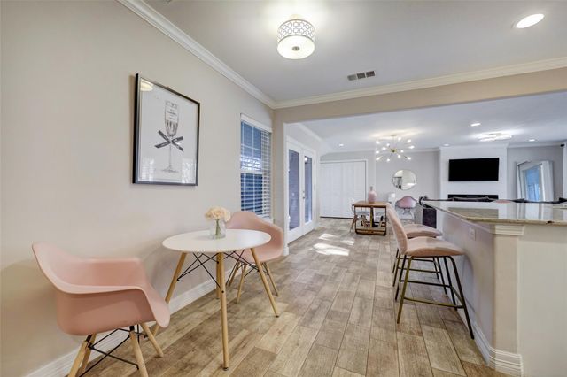 9007 Beverlyhill Street, Houston, TX 77063