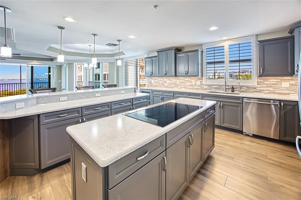 15140 Harbour Isle DR # 502, Fort Myers, FL 33908