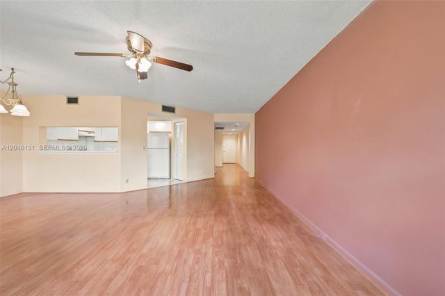 500 SW 130th Terrace 403A, Pembroke Pines, FL 33027