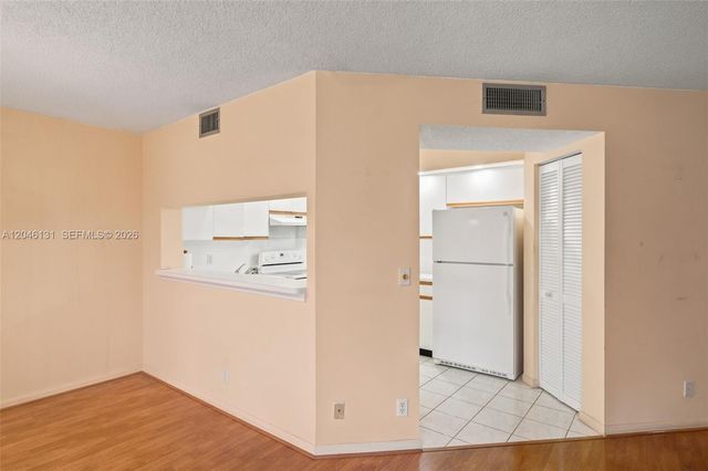 500 SW 130th Terrace 403A, Pembroke Pines, FL 33027