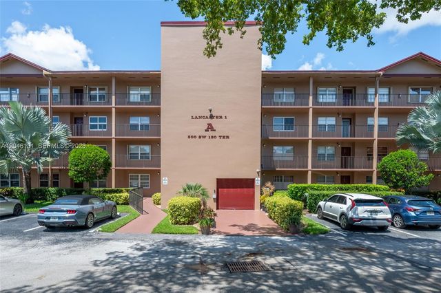 500 SW 130th Terrace 403A, Pembroke Pines, FL 33027