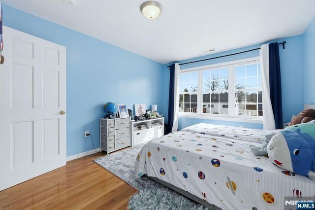 39 Voorhees Street, Teaneck, NJ 07666