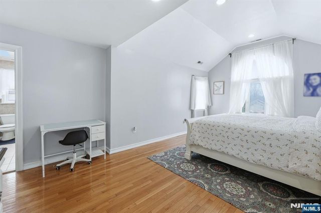 39 Voorhees Street, Teaneck, NJ 07666