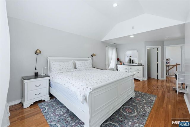 39 Voorhees Street, Teaneck, NJ 07666