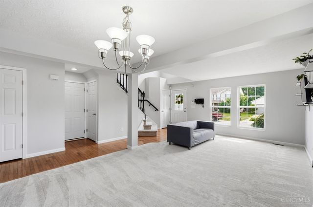 7719 Sycamore Woods Lane, Hamilton, OH 45011