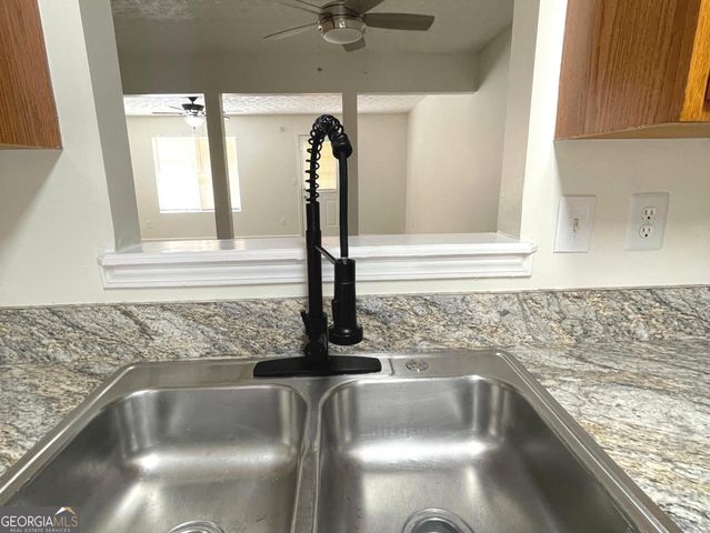 3168 Kingswood Glen, Decatur, GA 30034