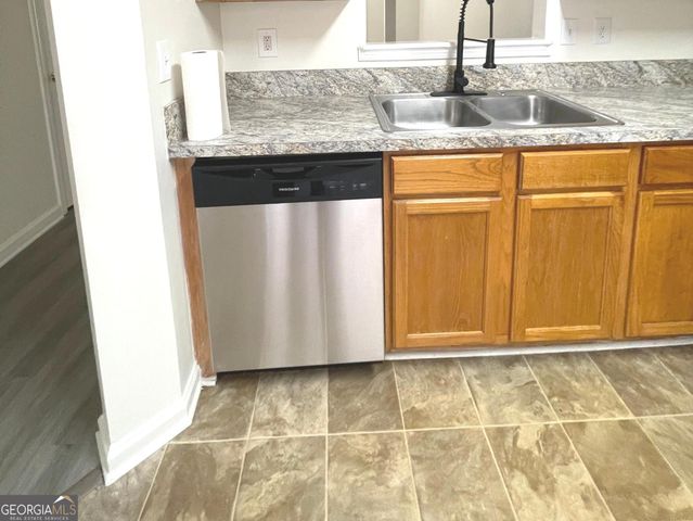3168 Kingswood Glen, Decatur, GA 30034