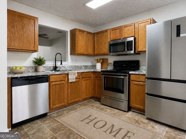 3168 Kingswood Glen, Decatur, GA 30034
