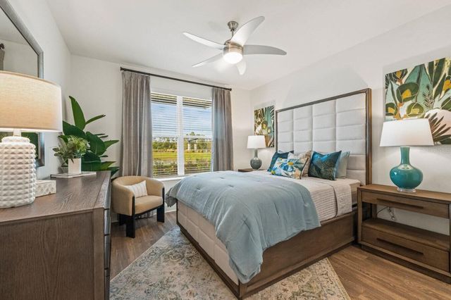 6000 PARADISO GRANDE BOULEVARD B2, Orlando, FL 32821