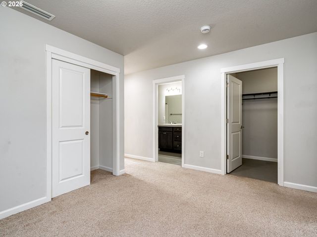5712 Ne 58TH Way, Vancouver, WA 98661