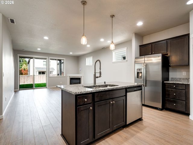 5712 Ne 58TH Way, Vancouver, WA 98661