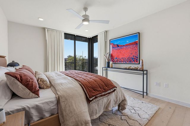1600 S 1st ST 410, Austin, TX 78704