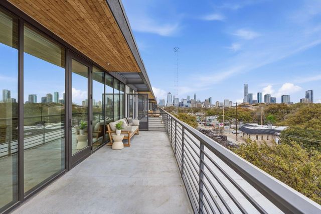 1600 S 1st ST 410, Austin, TX 78704