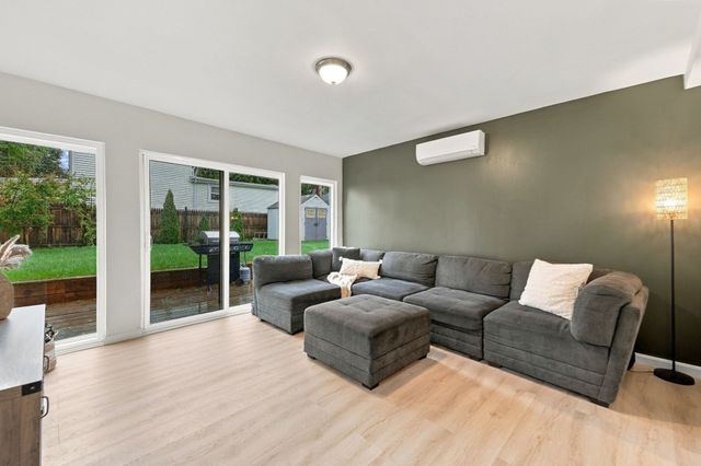 59 Colonial Ave, Lynn, MA 01904