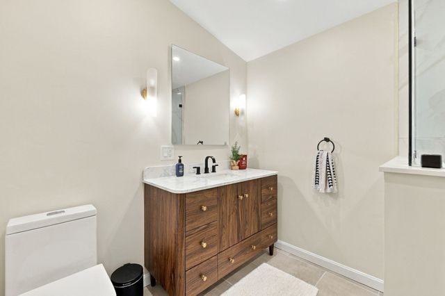59 Colonial Ave, Lynn, MA 01904