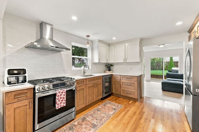 59 Colonial Ave, Lynn, MA 01904