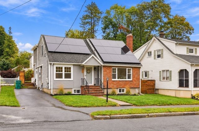 59 Colonial Ave, Lynn, MA 01904