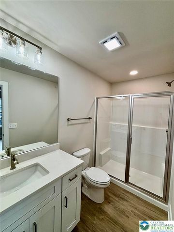 1411 Greenview Drive 22, Bethlehem City, PA 18018