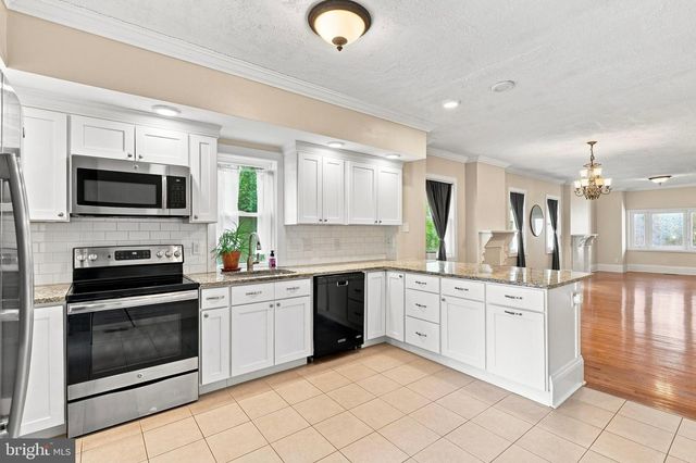 644 CHESTNUT ST, Pottstown, PA 19464
