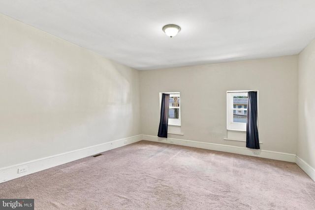 644 CHESTNUT ST, Pottstown, PA 19464