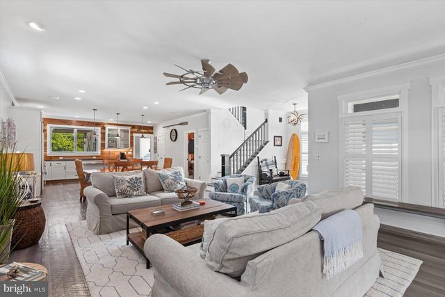 110 SECOND ST, Bethany Beach, DE 19930