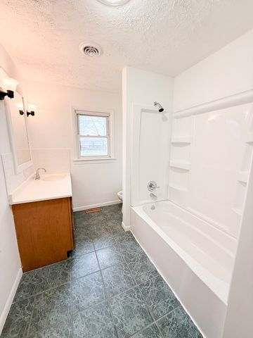 2308 N 2010 Road E, Watseka, IL 60970