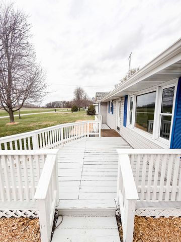 2308 N 2010 Road E, Watseka, IL 60970