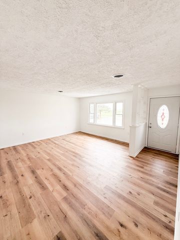 2308 N 2010 Road E, Watseka, IL 60970