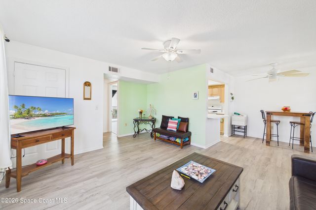 1011 S Miramar Avenue Unt6, Indialantic, FL 32903